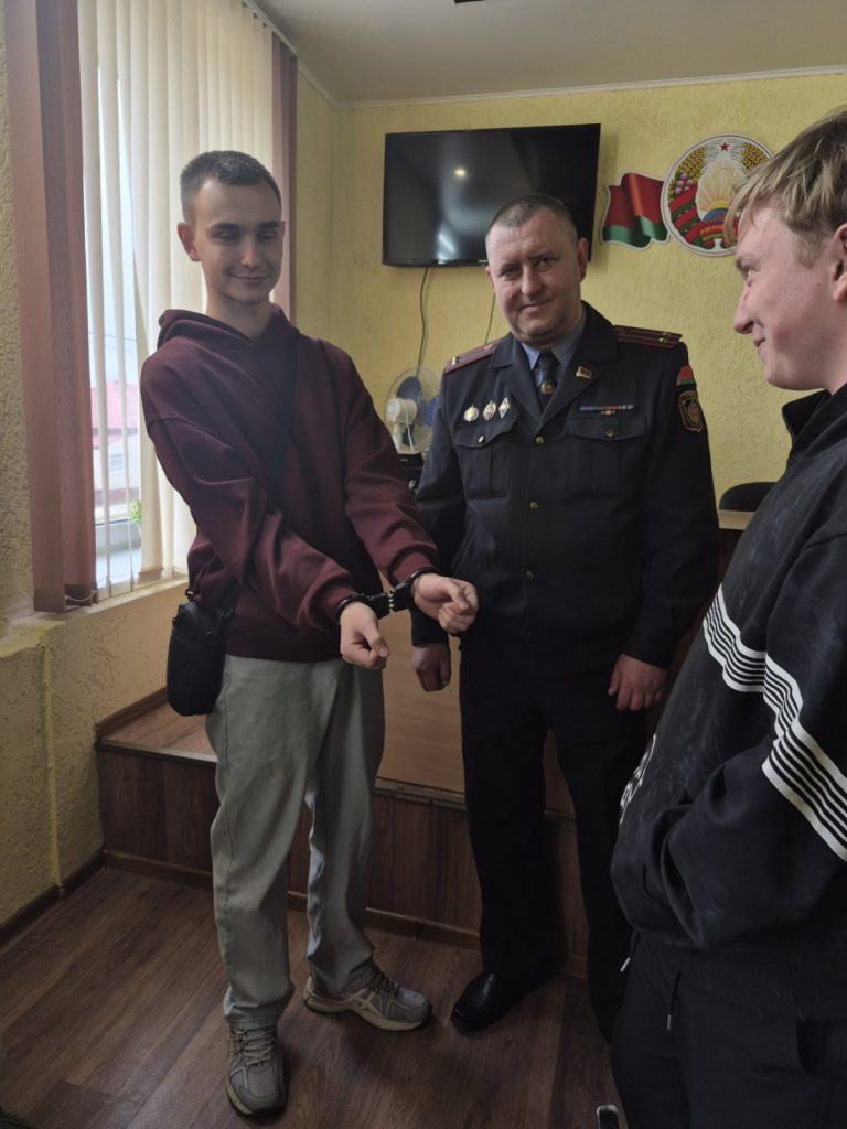 IMG-0e21fe126f4a14520af82b4570d1ca88-V